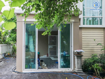 *****บ้านเดี่ยวมือสองย่านกรุงเทพฯ ม.พฤกษาทาวน์ เพชรเกษม81 เนื้อที่กว้างขวางมากถึง 57.2 ตร.ว. ฟังก์ชัน 3 ห้องนอน 2 ห้องน้ำ 2 ที่จอดรถ บ้าน Maple Leaf ร่มรื่นอยู่หน้าสวนสาธารณะ บนทำเลยอดเยี่ยม ใกล้เดอะมอลล์บางแค และทางด่วน "เพชรเกษม"